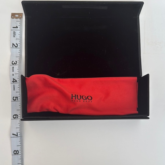 Hugo Boss Black Accessory Box - Picture 3 of 6
